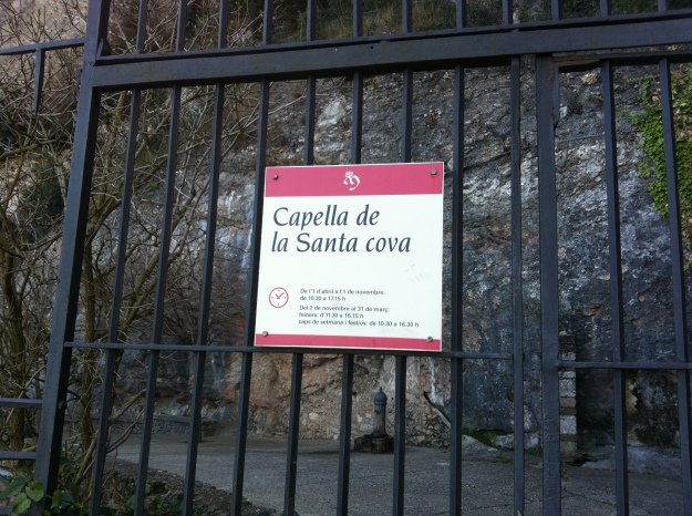 Gate closed & locked to the Santa Cova Chapel.