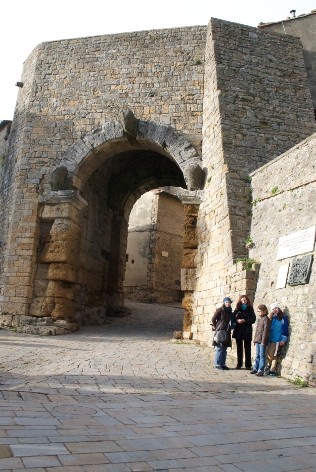 Etruscan Arch (Porta all 'Arco)